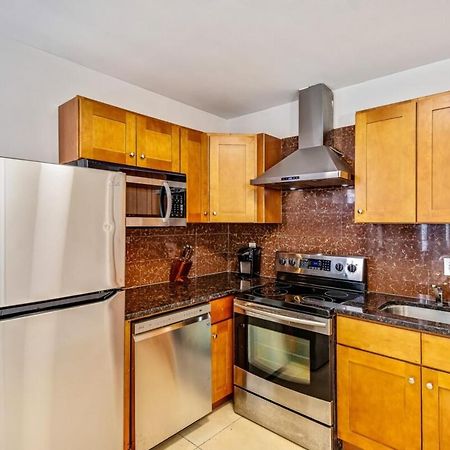 Апартаменти Stylish & Great Location Next To The Convention Center Філадельфія Екстер'єр фото